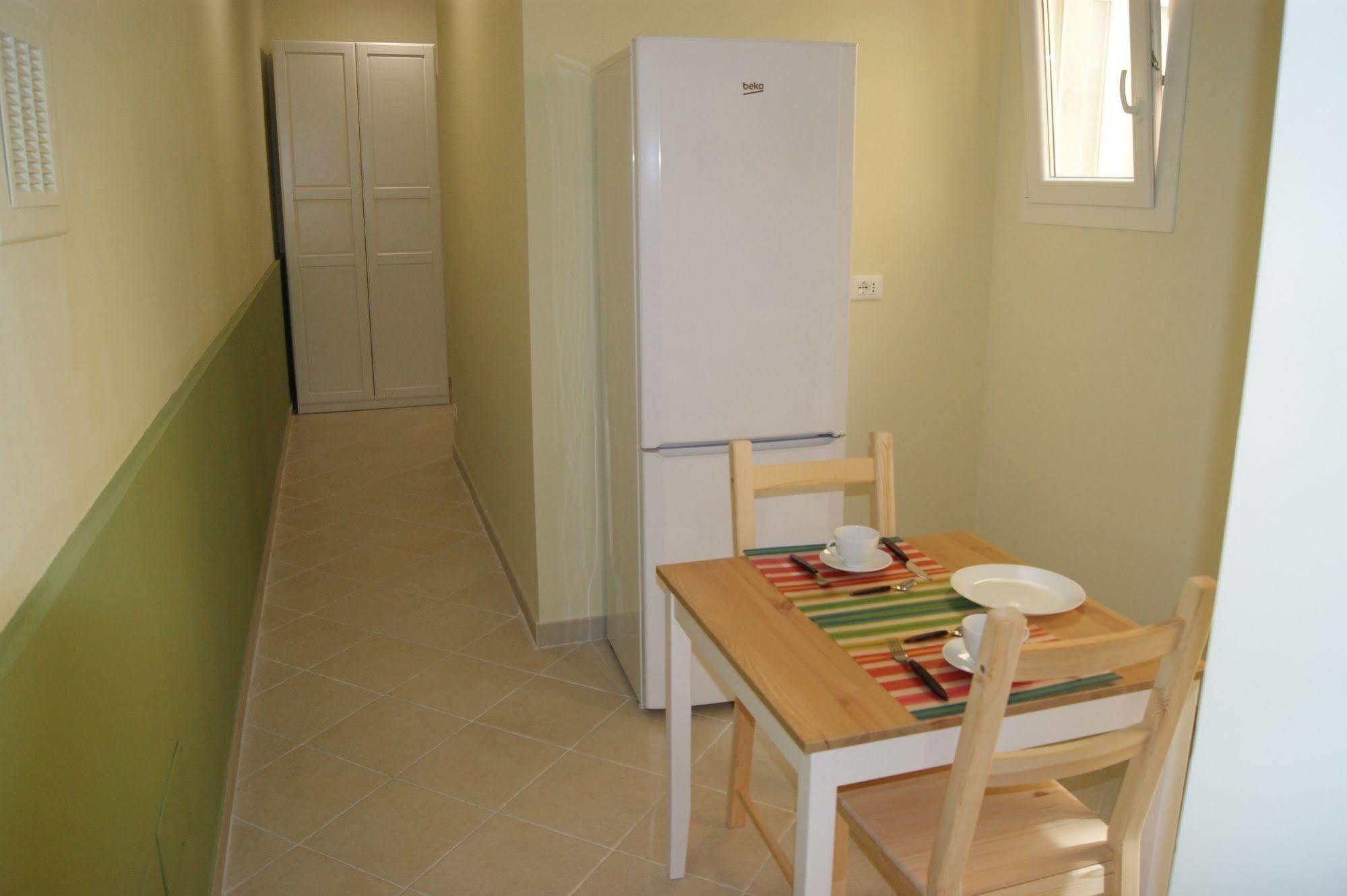 Guest House Golfo Xifonio Augusta Exterior foto